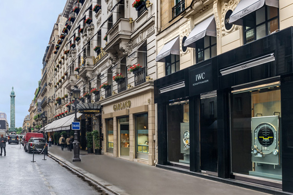 IWC ouvre une boutique à Paris