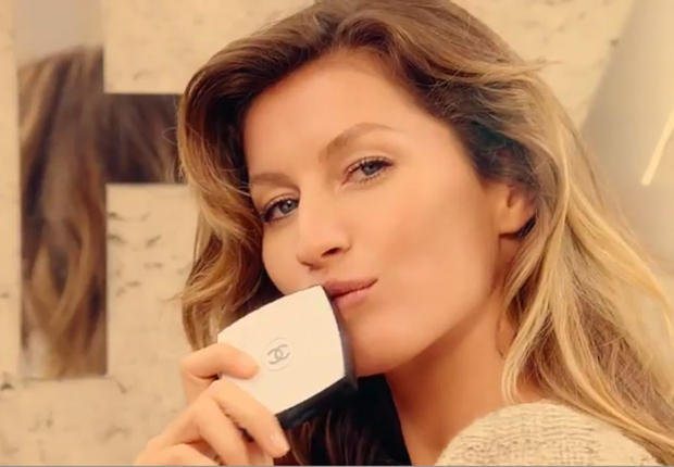 Gisele Bundchen Les Beiges de Chanel