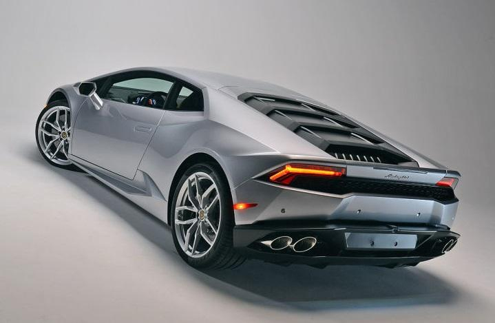 Huracan arrière