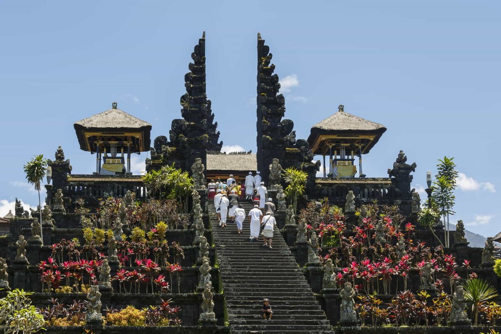 Besakih-Bali-Indonesia-Pura-Besakih